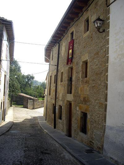 Hotel Rural La Casa Del Montero Espinosa de los Monteros Екстериор снимка